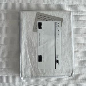 West elm XL LINEN shower curtain (72 inches wide by 84 inches height)